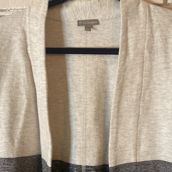 Talbots colorblock open front top - Picture 7 of 9